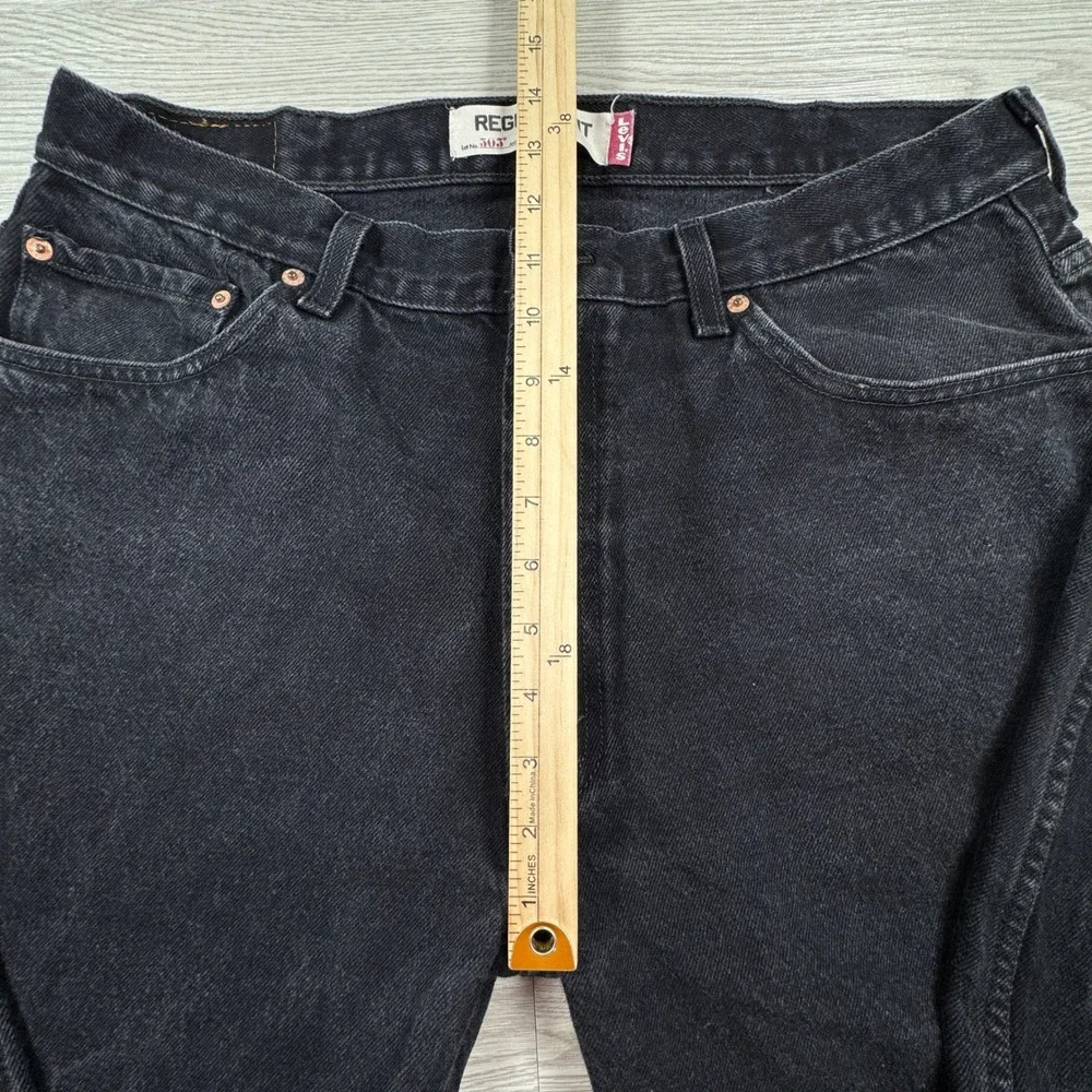 Levis thigh business regular